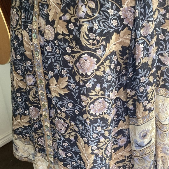 Spell and the Gypsy Balloon Sleeve Oasis Blouse in Nightshade Sz S - Picture 8 of 9